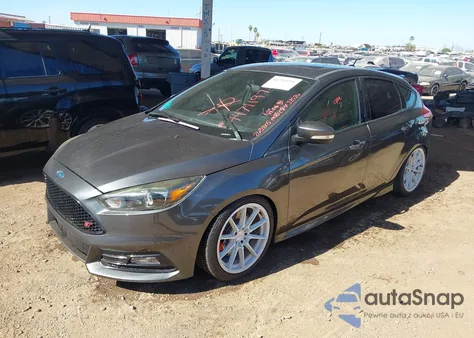 2017 Ford Focus St z USA, uszkodzony, nr VIN 1FADP3L95HL263805
